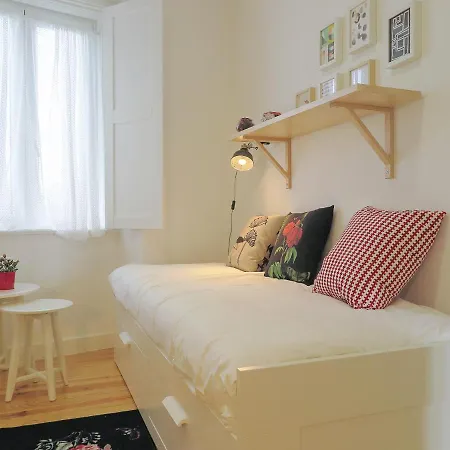 Appartamento Beato Stylish & Cozy Apt - Riverside Small Balcony